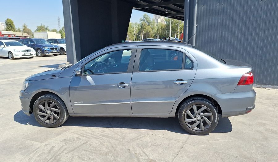 Volkswagen Voyage 1.6 AUTO HIGHLINE Sedan 2021