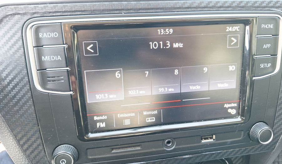 Volkswagen Voyage 1.6 AUTO HIGHLINE Sedan 2021