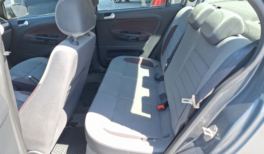Volkswagen Voyage 1.6 AUTO HIGHLINE Sedan 2021