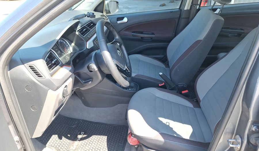 Volkswagen Voyage 1.6 AUTO HIGHLINE Sedan 2021