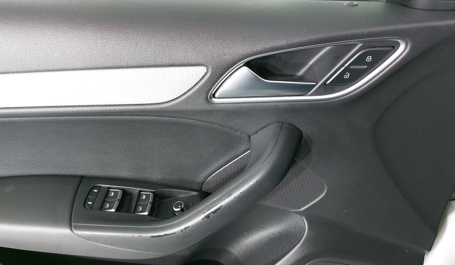 Audi Q3 2.0 LUXURY 170 HP S TRONIC Suv 2013