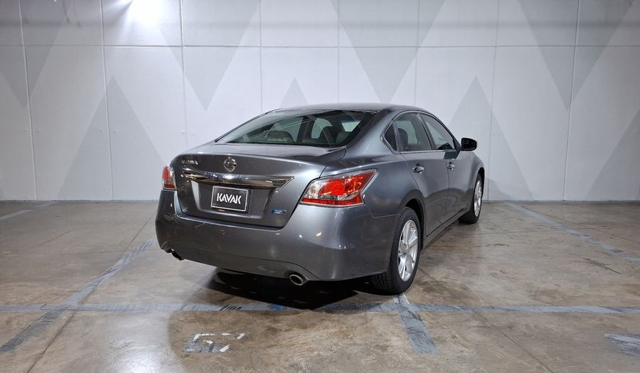 Nissan Altima 2.5 ADVANCE CVT Sedan 2014