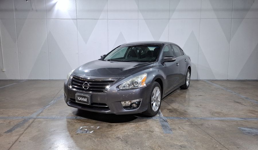 Nissan Altima 2.5 ADVANCE CVT Sedan 2014