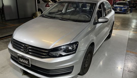 Volkswagen • Vento