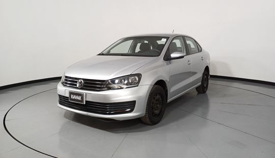 Volkswagen • Vento