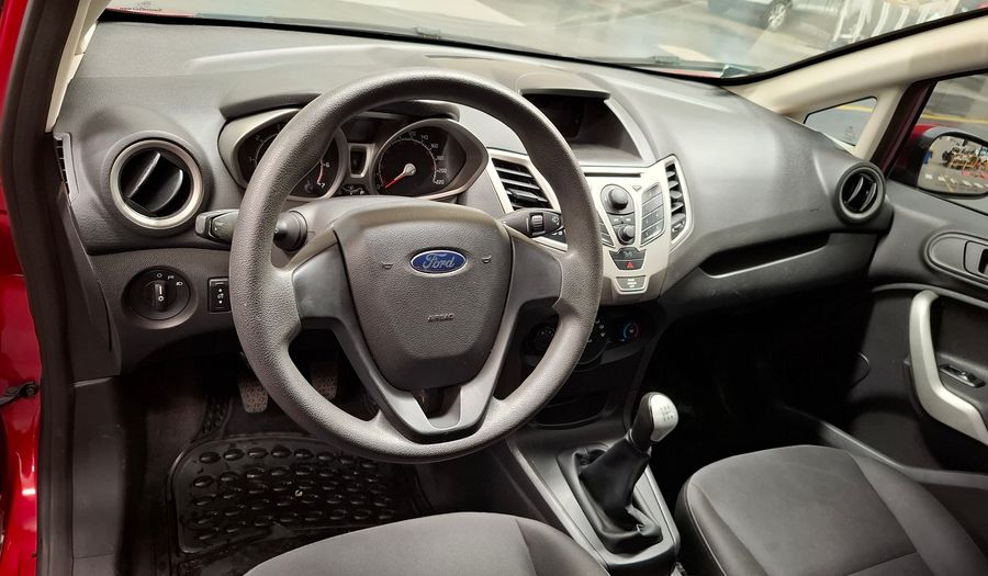 Ford Fiesta 1.6 16V TREND PLUS Sedan 2011