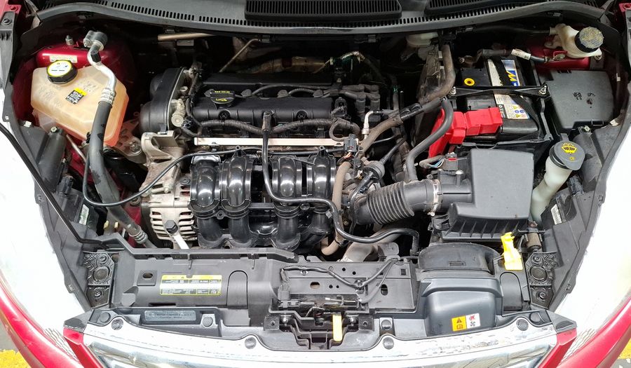 Ford Fiesta 1.6 16V TREND PLUS Sedan 2011