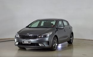 Kia • CERATO 5