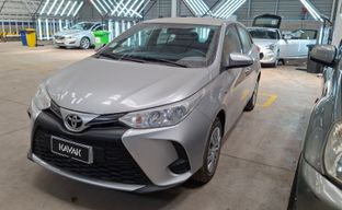 Toyota • Yaris