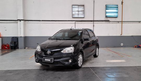 Toyota • Etios