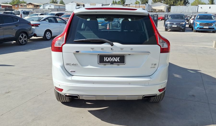 Volvo Xc60 2.0 T5 COMFORT AUTO 4WD Suv 2017