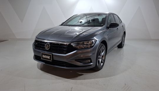 Volkswagen • Jetta