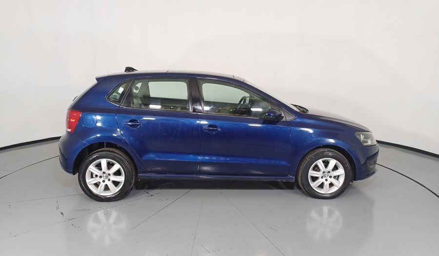 Volkswagen Polo 1.2 COMFORTLINE MT Hatchback 2013