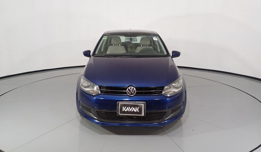 Volkswagen Polo 1.2 COMFORTLINE MT Hatchback 2013