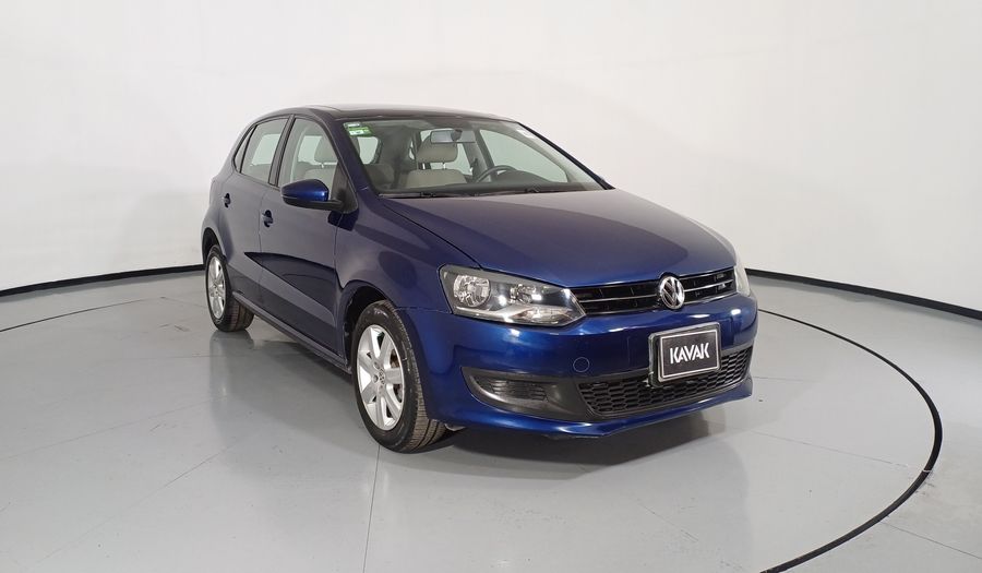 Volkswagen Polo 1.2 COMFORTLINE MT Hatchback 2013
