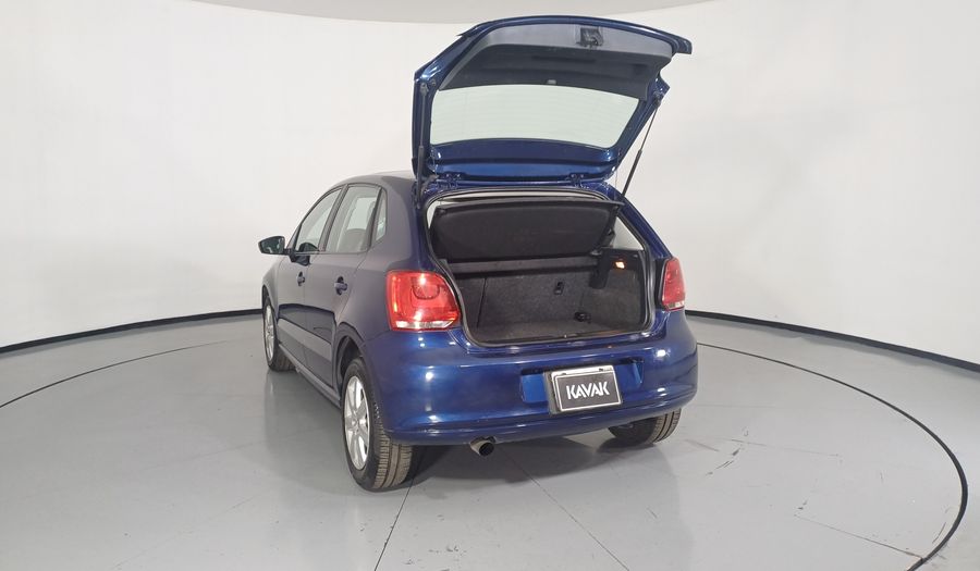 Volkswagen Polo 1.2 COMFORTLINE MT Hatchback 2013