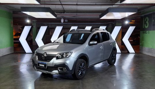 Renault • Sandero Stepway