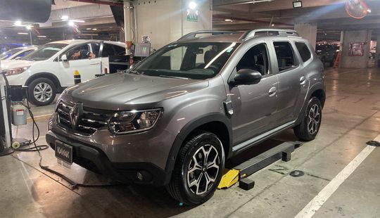 Renault • Duster