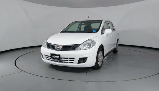 Nissan • Tiida