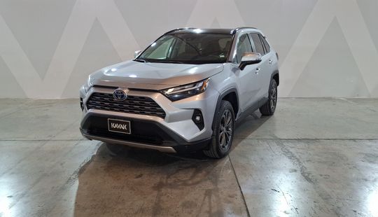 Toyota • RAV4