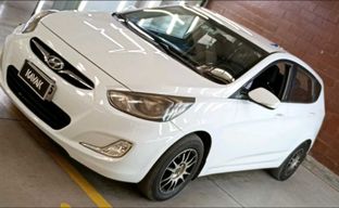 Hyundai • Accent