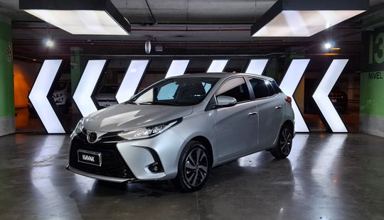 Toyota • Yaris