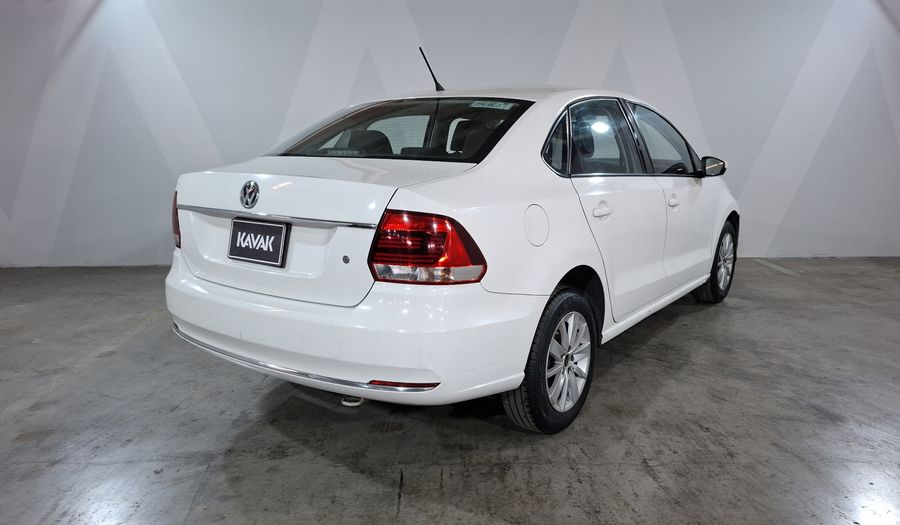 Volkswagen Vento 1.6 COMFORTLINE TIPTRONIC Sedan 2018