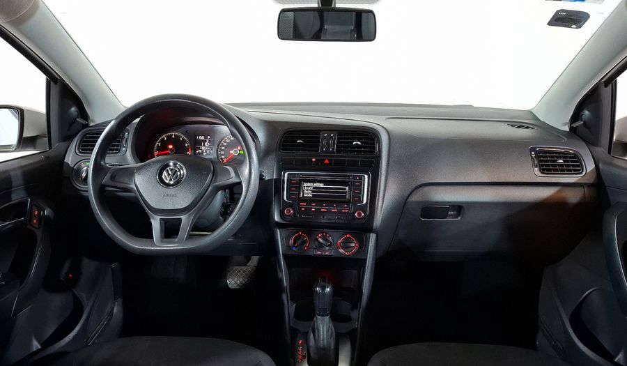 Volkswagen Vento 1.6 COMFORTLINE TIPTRONIC Sedan 2018