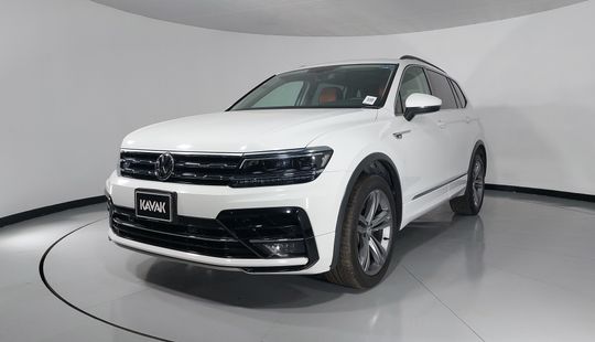 Volkswagen • Tiguan