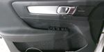 Volvo Xc40 2.0 T4 MOMENTUM AUTO Suv 2020