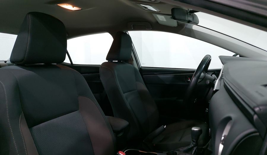 Toyota Corolla 1.8 SE CVT Sedan 2017