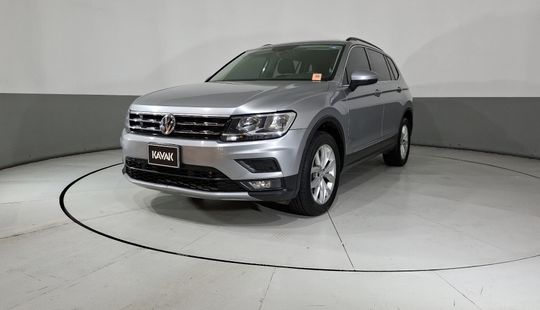Volkswagen • Tiguan