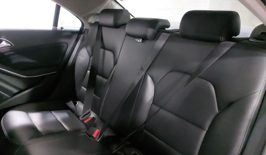 Mercedes Benz Clase Cla 1.6 CLA 200 CGI SPORT AT Coupe 2016