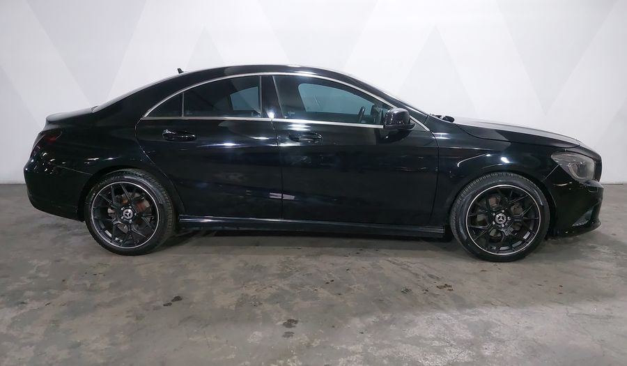 Mercedes Benz Clase Cla 1.6 CLA 200 CGI SPORT AT Coupe 2016