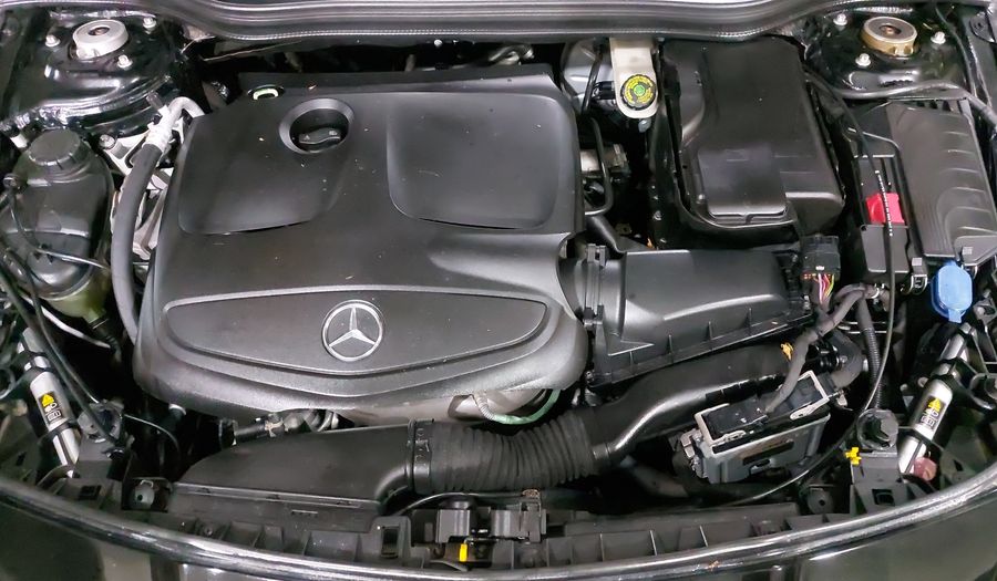 Mercedes Benz Clase Cla 1.6 CLA 200 CGI SPORT AT Coupe 2016