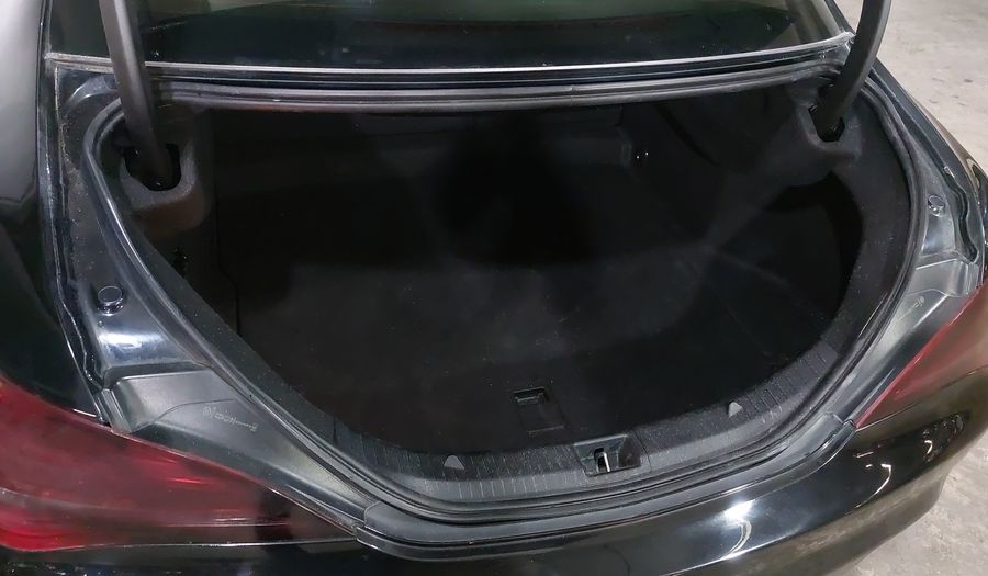 Mercedes Benz Clase Cla 1.6 CLA 200 CGI SPORT AT Coupe 2016