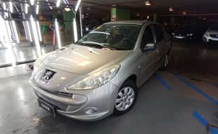 Peugeot • 207