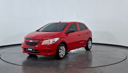 Chevrolet Onix 1.4 LT Hatchback 2015