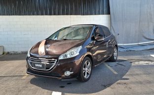 Peugeot • 208