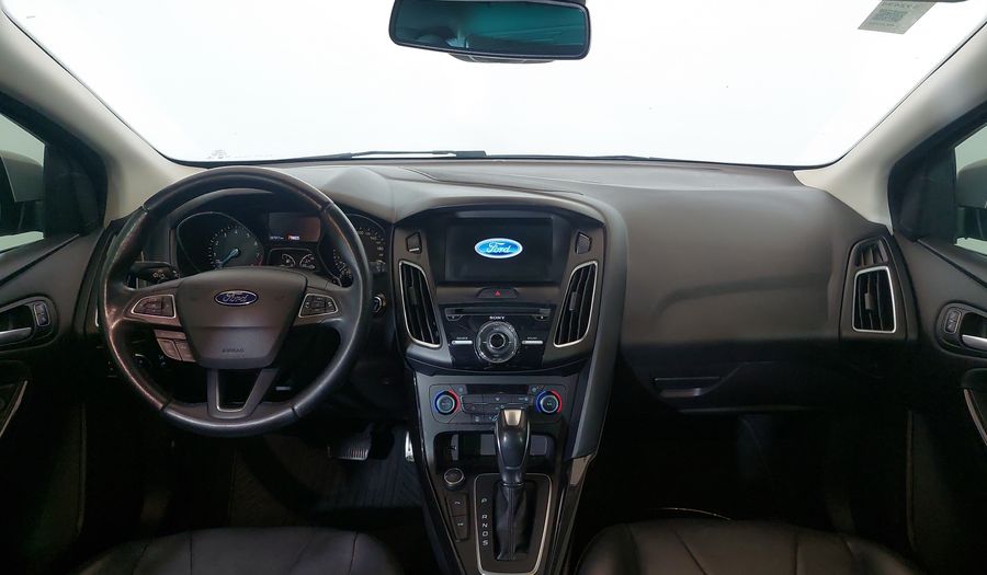 Ford Focus TITANIUM PLUS Hatchback 2017