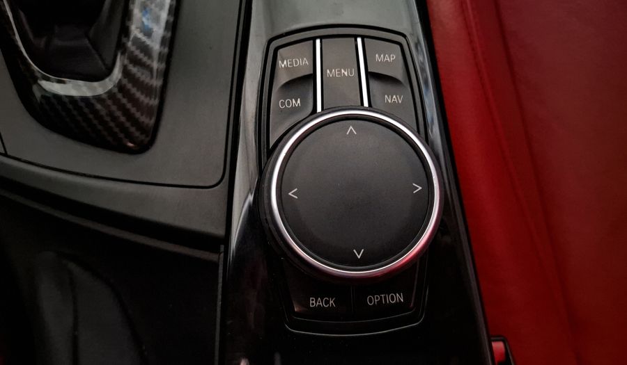 Bmw Serie 3 2.0 330IA SPORT LINE AUTO Sedan 2018