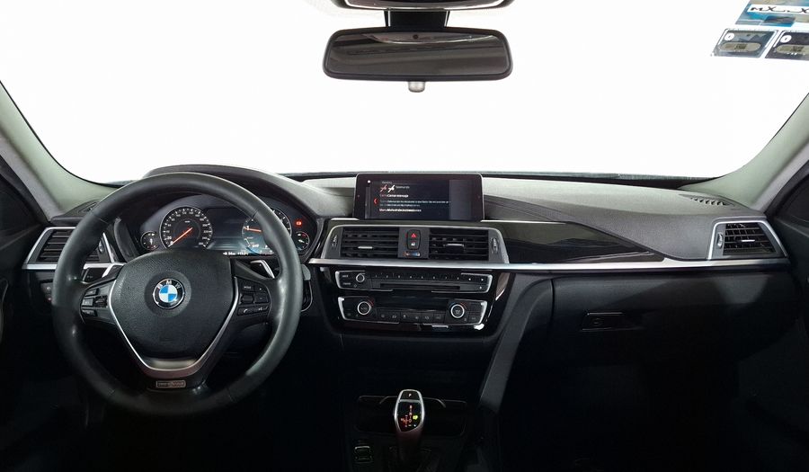 Bmw Serie 3 2.0 330IA SPORT LINE AUTO Sedan 2018