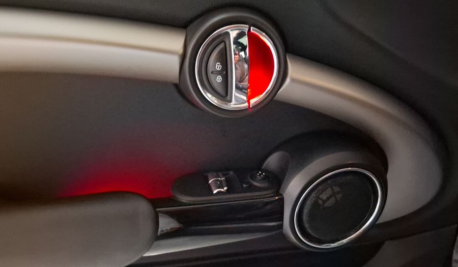 Mini Cooper S 2.0 COOPER HOT CHILI AT Hatchback 2017