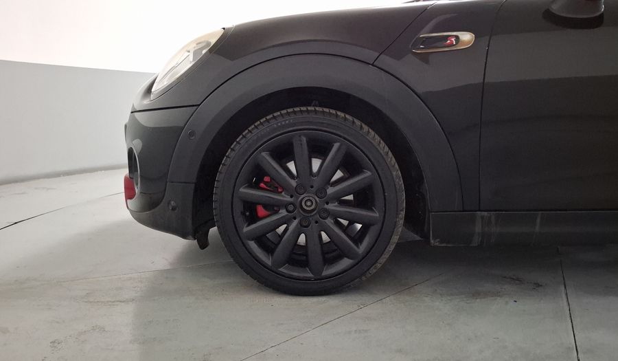Mini Cooper S 2.0 COOPER HOT CHILI AT Hatchback 2017