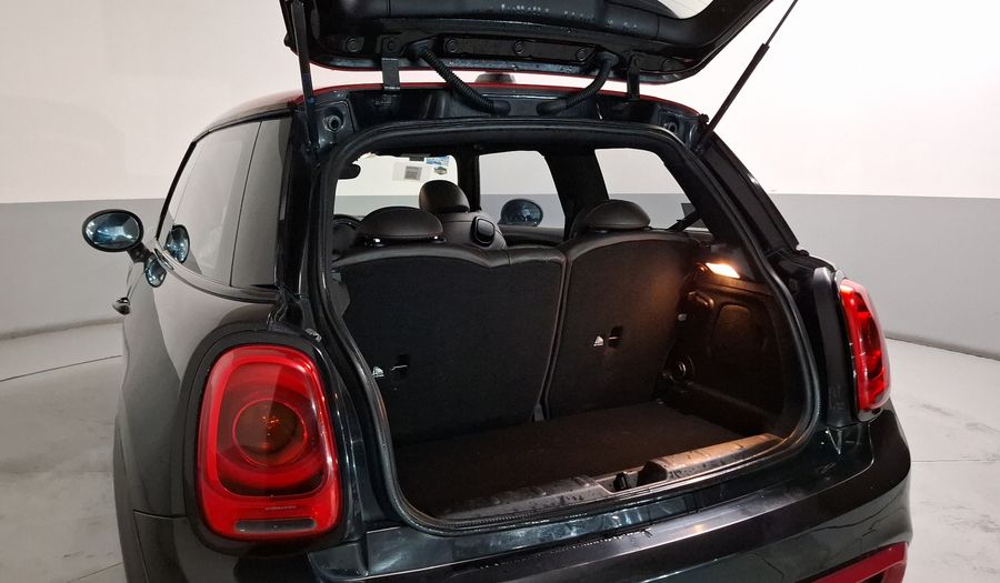 Mini Cooper S 2.0 COOPER HOT CHILI AT Hatchback 2017