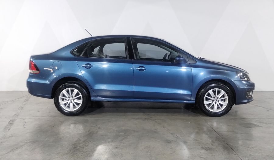 Volkswagen Vento 1.6 HIGHLINE TIPTRONIC Sedan 2017