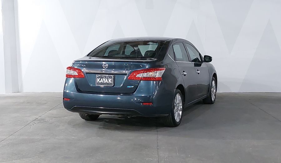 Nissan Sentra 1.8 EXCLUSIVE NAVI CVT Sedan 2015