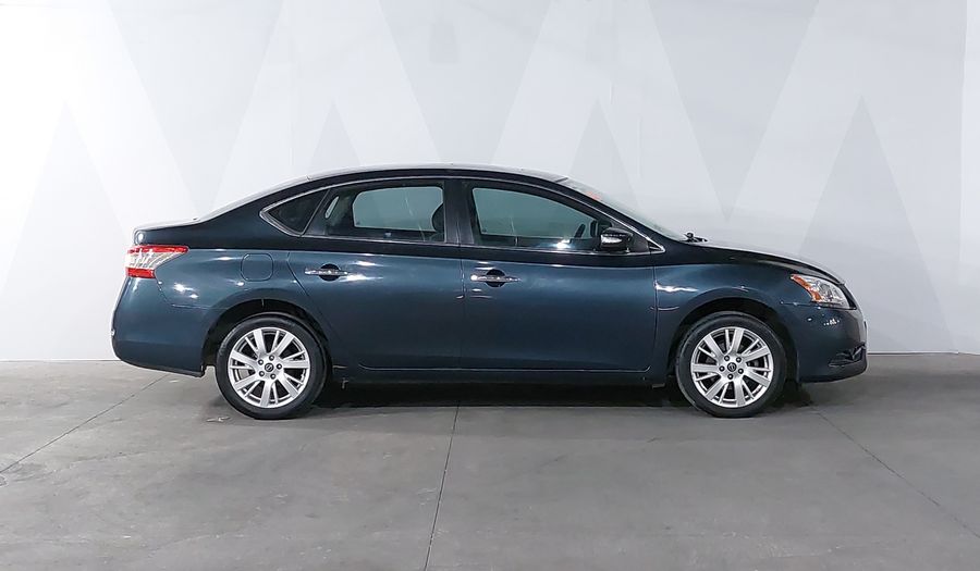 Nissan Sentra 1.8 EXCLUSIVE NAVI CVT Sedan 2015