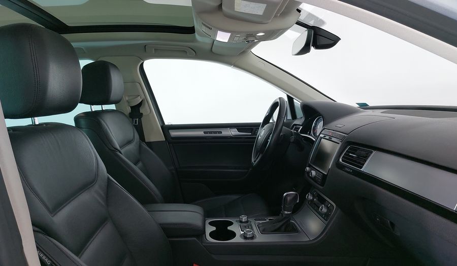 Volkswagen Touareg 4.2 V8 R-LINE Suv 2017
