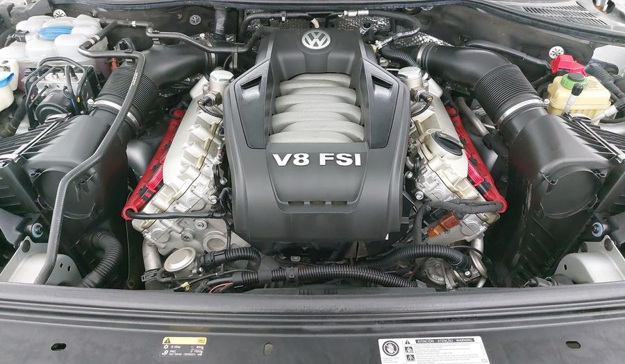 Volkswagen Touareg 4.2 V8 R-LINE Suv 2017